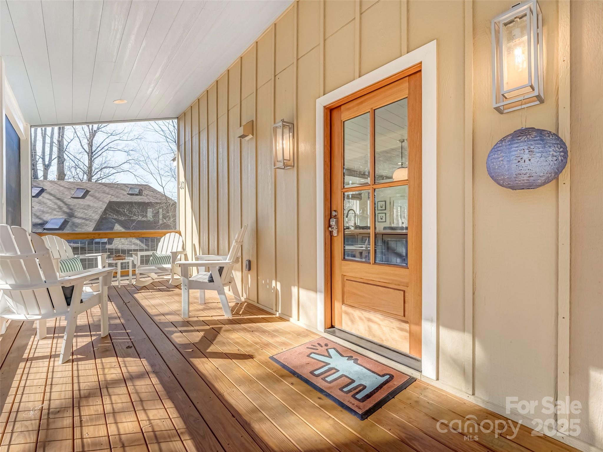 Single Family Residence at 40 Toxaway Landing Drive, Lake Toxaway, photo 7 of 40