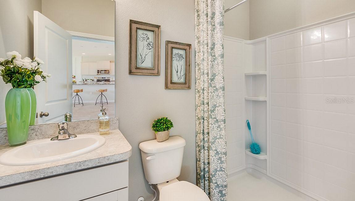 Single Family Residence at 9431 BELLA MAR TRL, PARRISH, photo 33 of 37