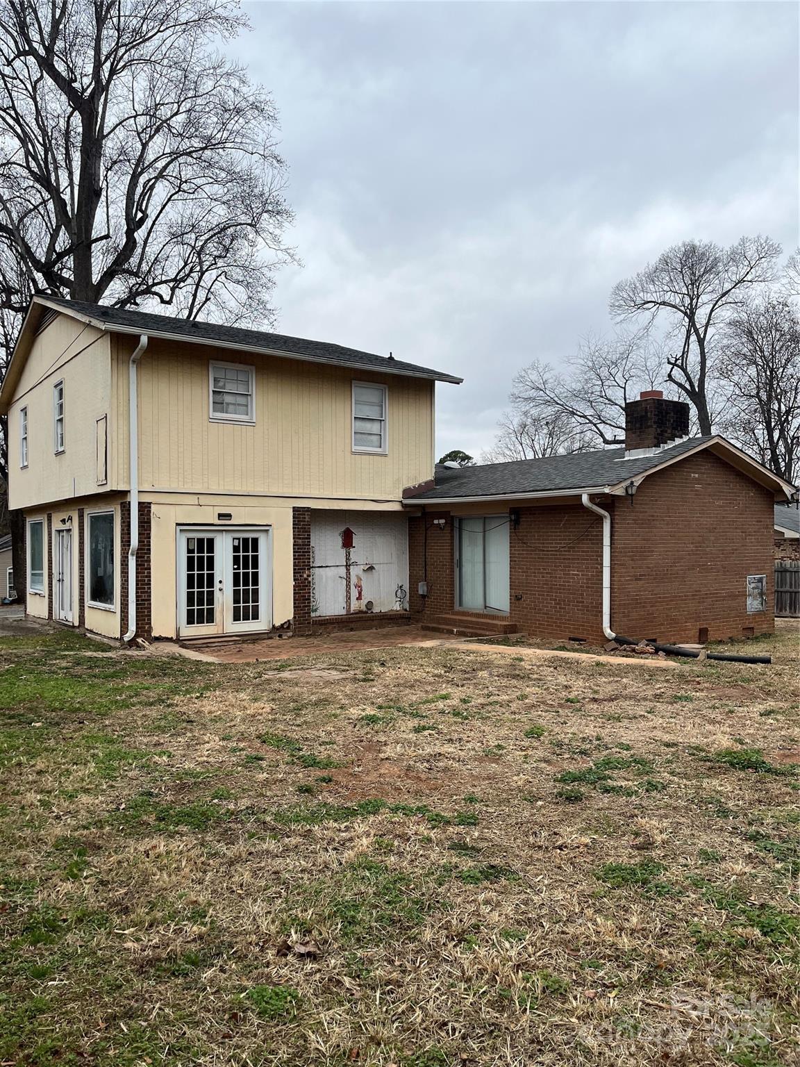 Single Family Residence at 206 E Catawba Drive, Mount Holly, photo 17 of 18