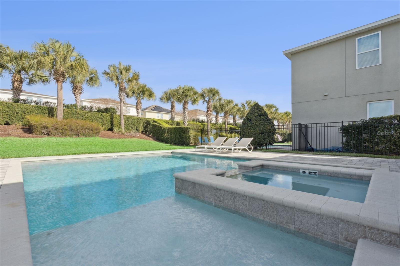 Single Family Residence at 7649 FAIRFAX DR, KISSIMMEE, photo 15 of 73