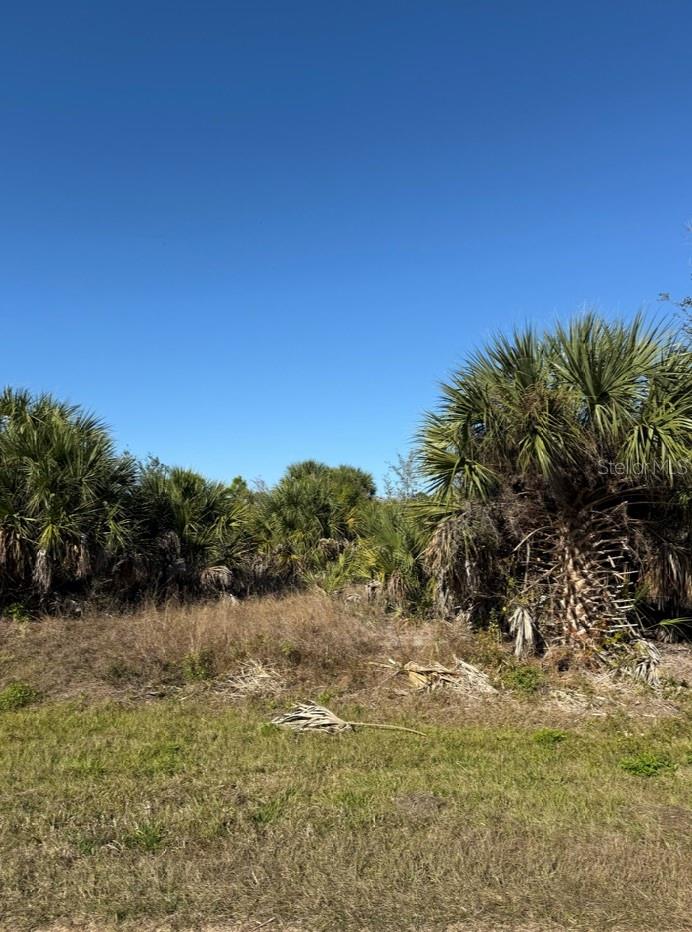 15401 HENNIPEN CIR