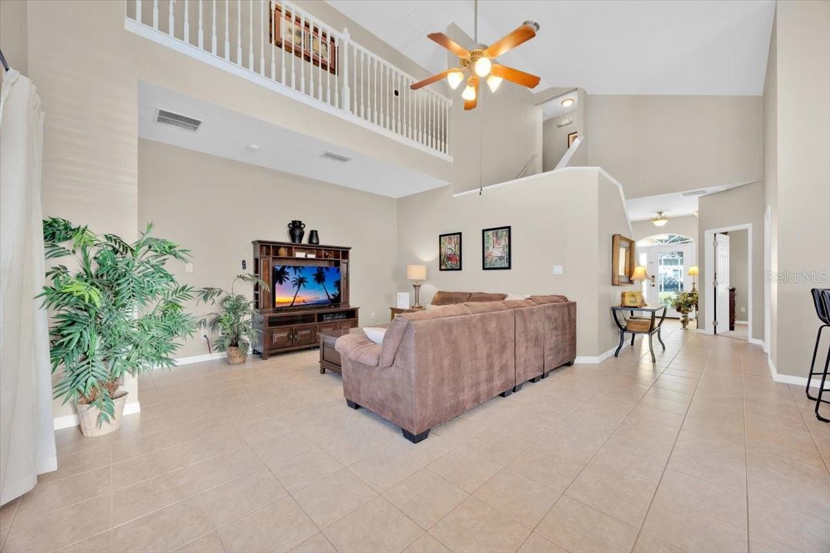 Single Family Residence at 8023 ACADIA ESTATES CT, KISSIMMEE, photo 11 of 37