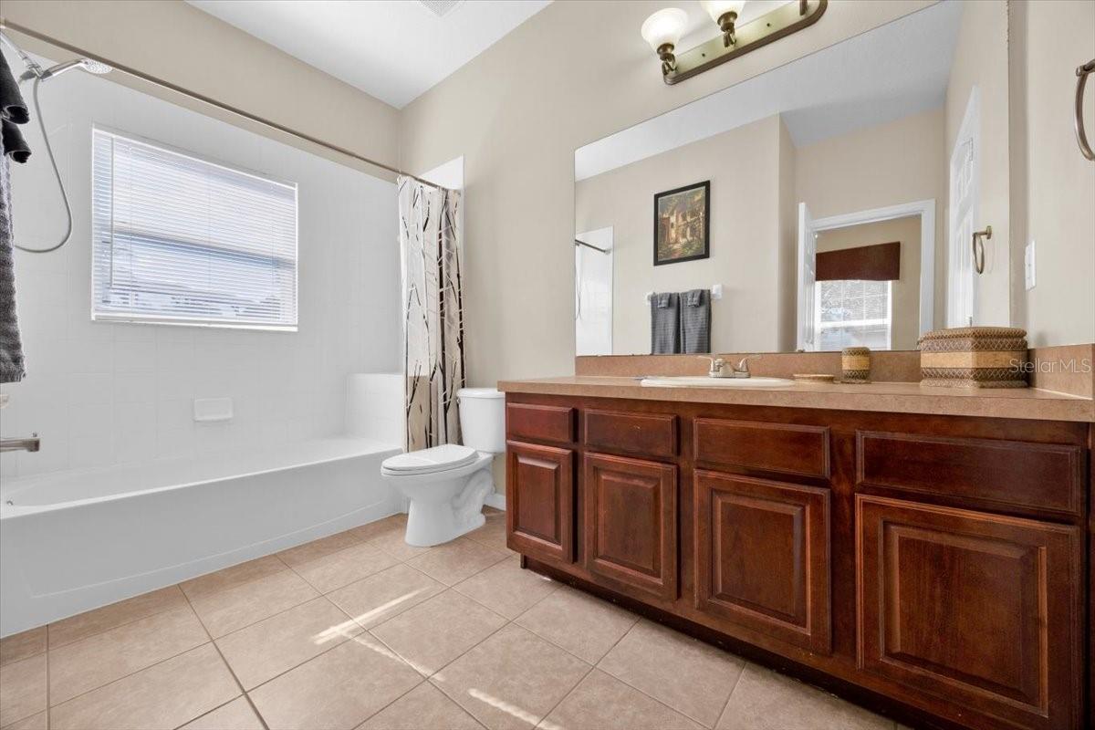 Single Family Residence at 8023 ACADIA ESTATES CT, KISSIMMEE, photo 18 of 37