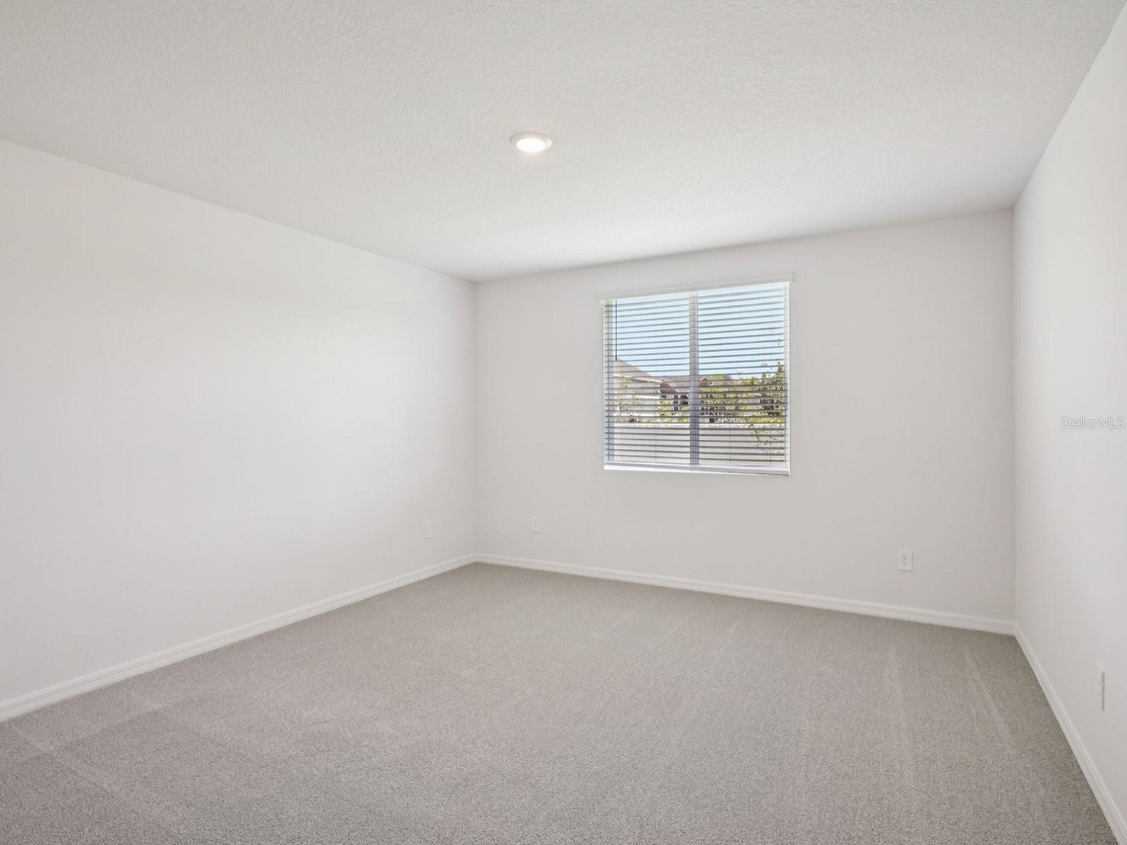 Interior photos are not of the actual home but are photos of the builder home with same floorplan with similar interior finishes and features. - 10425 ABUNDANCE GROVE WAY, PARRISH