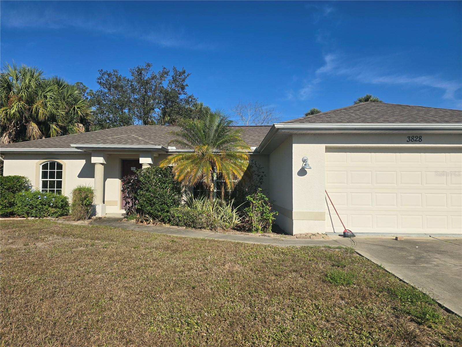 3828 TRENTON LN