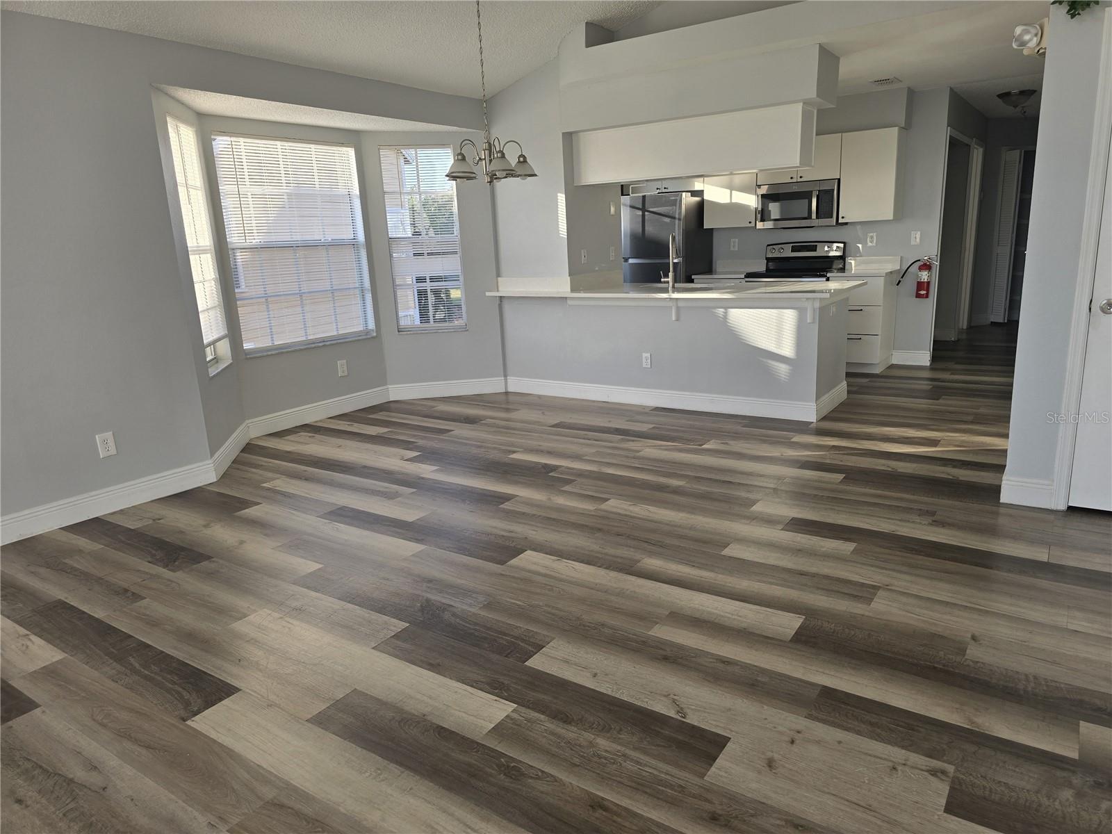 Dinning Room - 2494 SWEETWATER CLUB CIR #52, KISSIMMEE