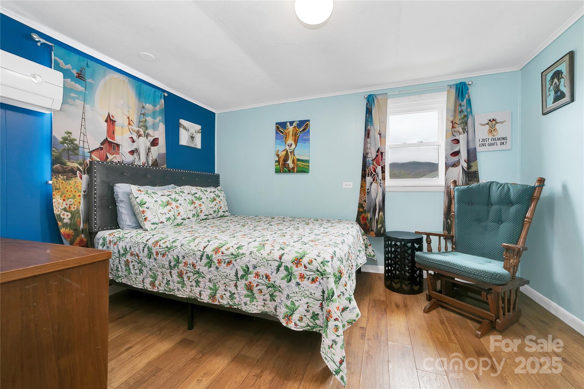 The rear bedroom suite has its own thermostat and air-conditioning unit to allow a differential in temperature from the rest of the house if desired. - 626 Fairview Loop, Hot Springs