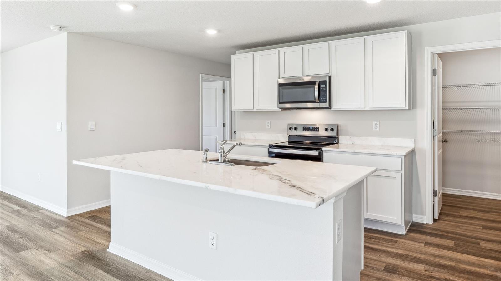 Single Family Residence at 10632 HIDDEN BANKS GLN, PARRISH, photo 15 of 30