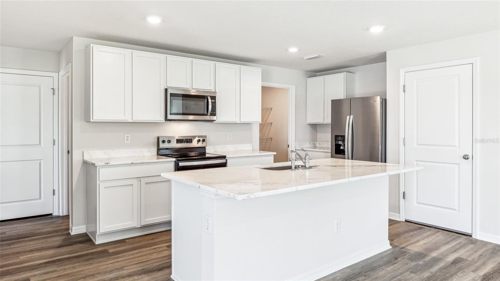 Single Family Residence at 10632 HIDDEN BANKS GLN, PARRISH, photo 17 of 30