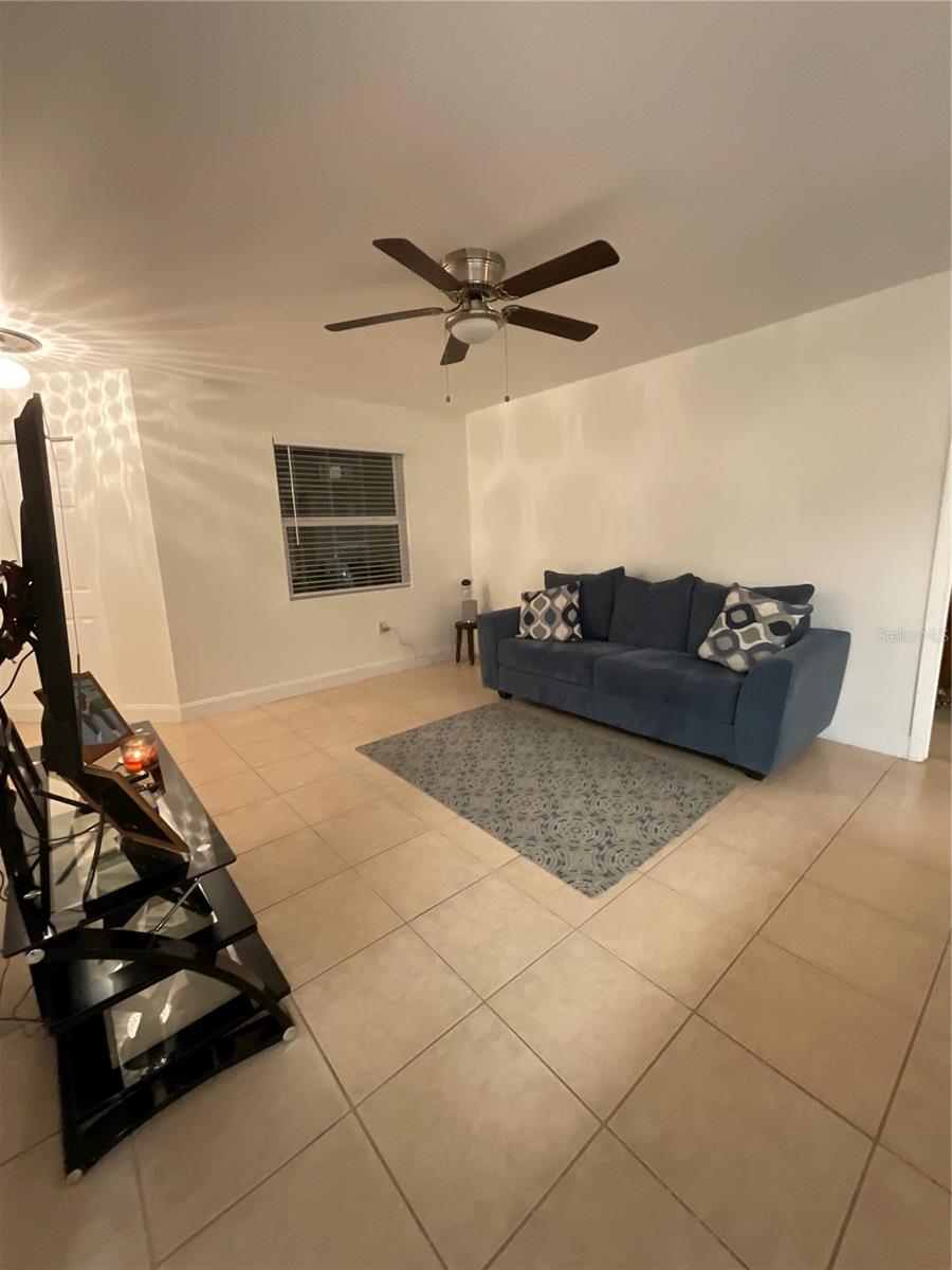 Condominium at 3028 PARKWAY BLVD #105, KISSIMMEE, photo 10 of 45