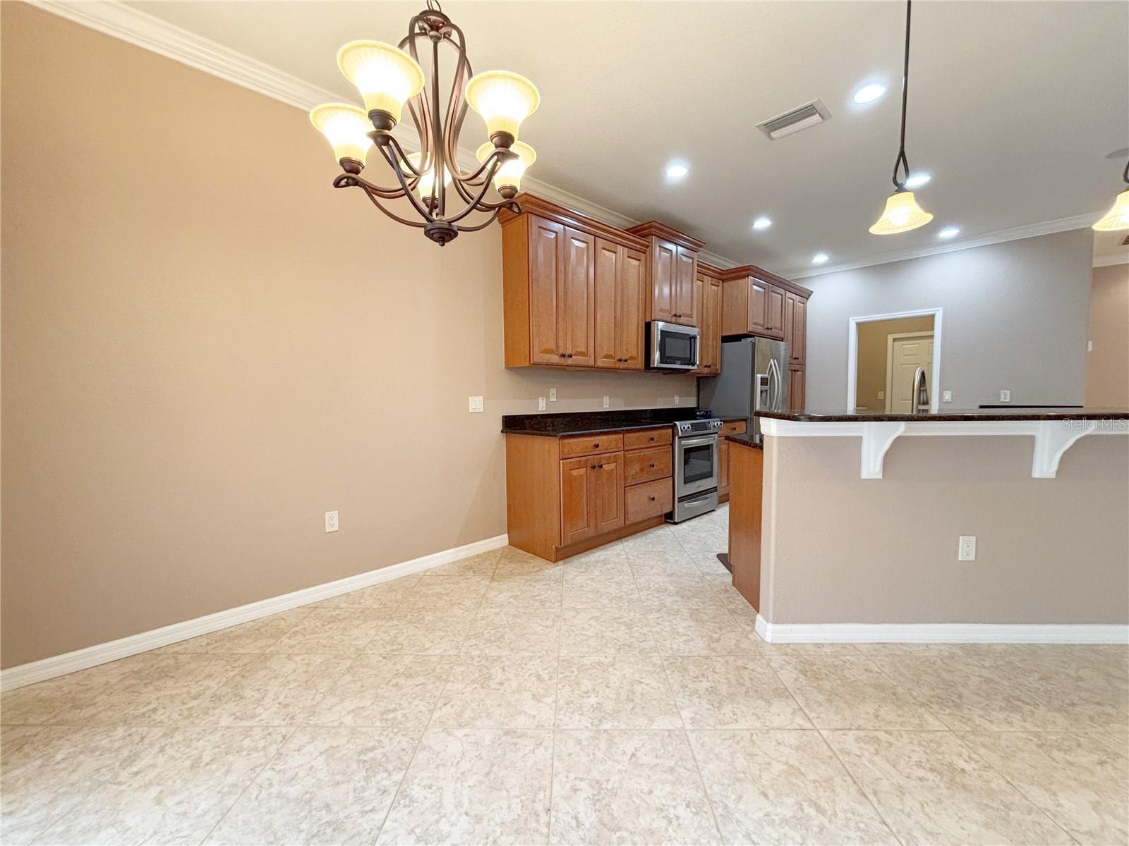 Dinette Area - 4577 BACK NINE DR, WINTER HAVEN