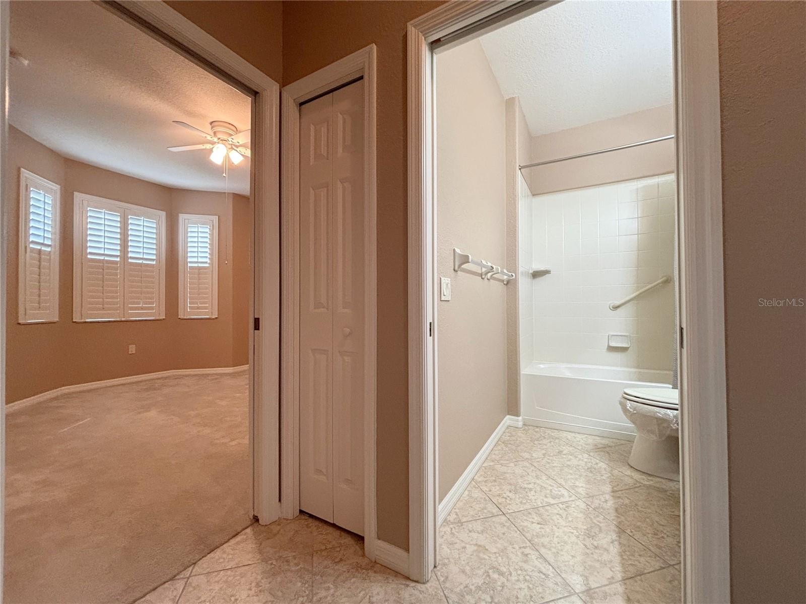 Bath and Bed 1 - 4577 BACK NINE DR, WINTER HAVEN
