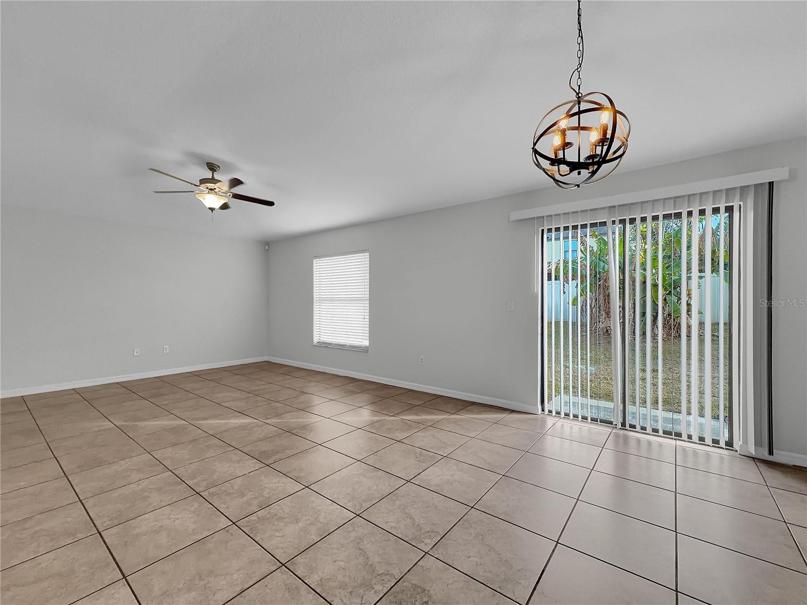 Single Family Residence at 10113 ROSEMARY LEAF LN, RIVERVIEW, photo 3 of 22