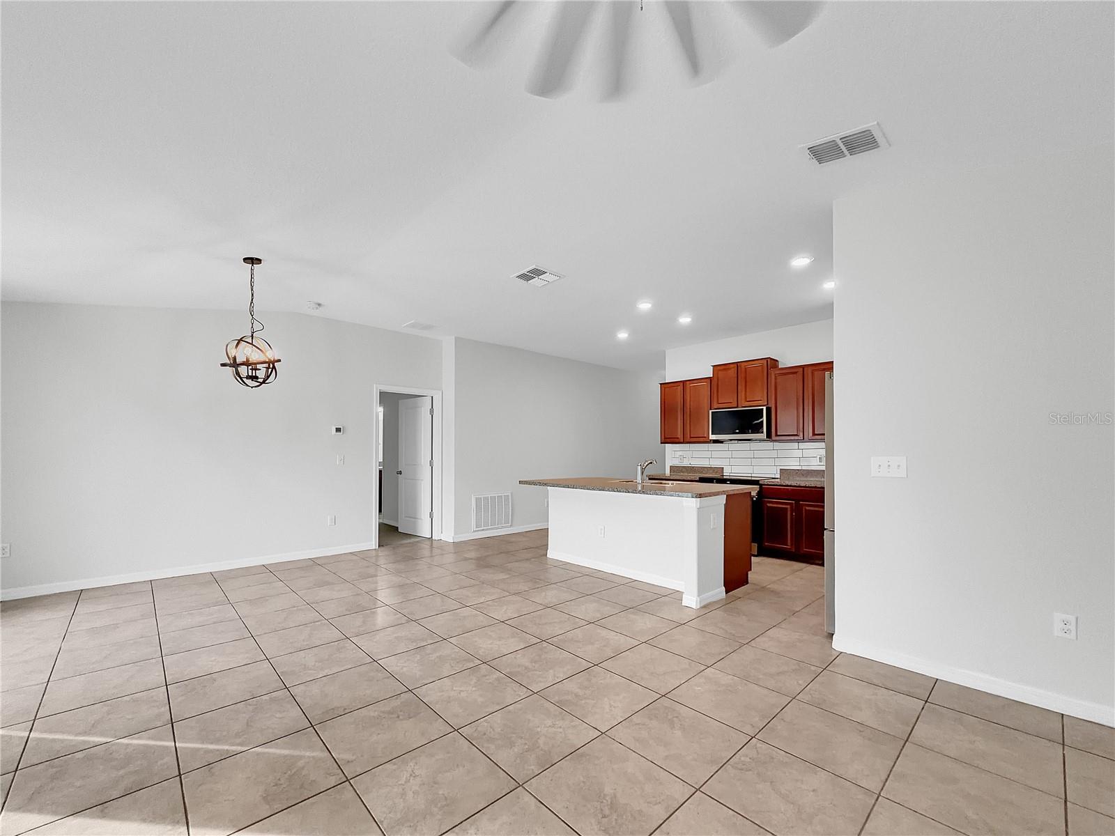 Single Family Residence at 10113 ROSEMARY LEAF LN, RIVERVIEW, photo 16 of 22