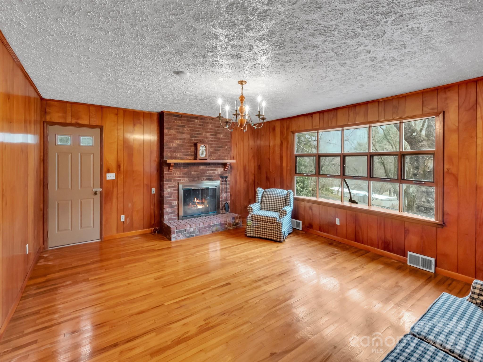 Single Family Residence at 18 & 44 Sierra Point, Waynesville, photo 11 of 48