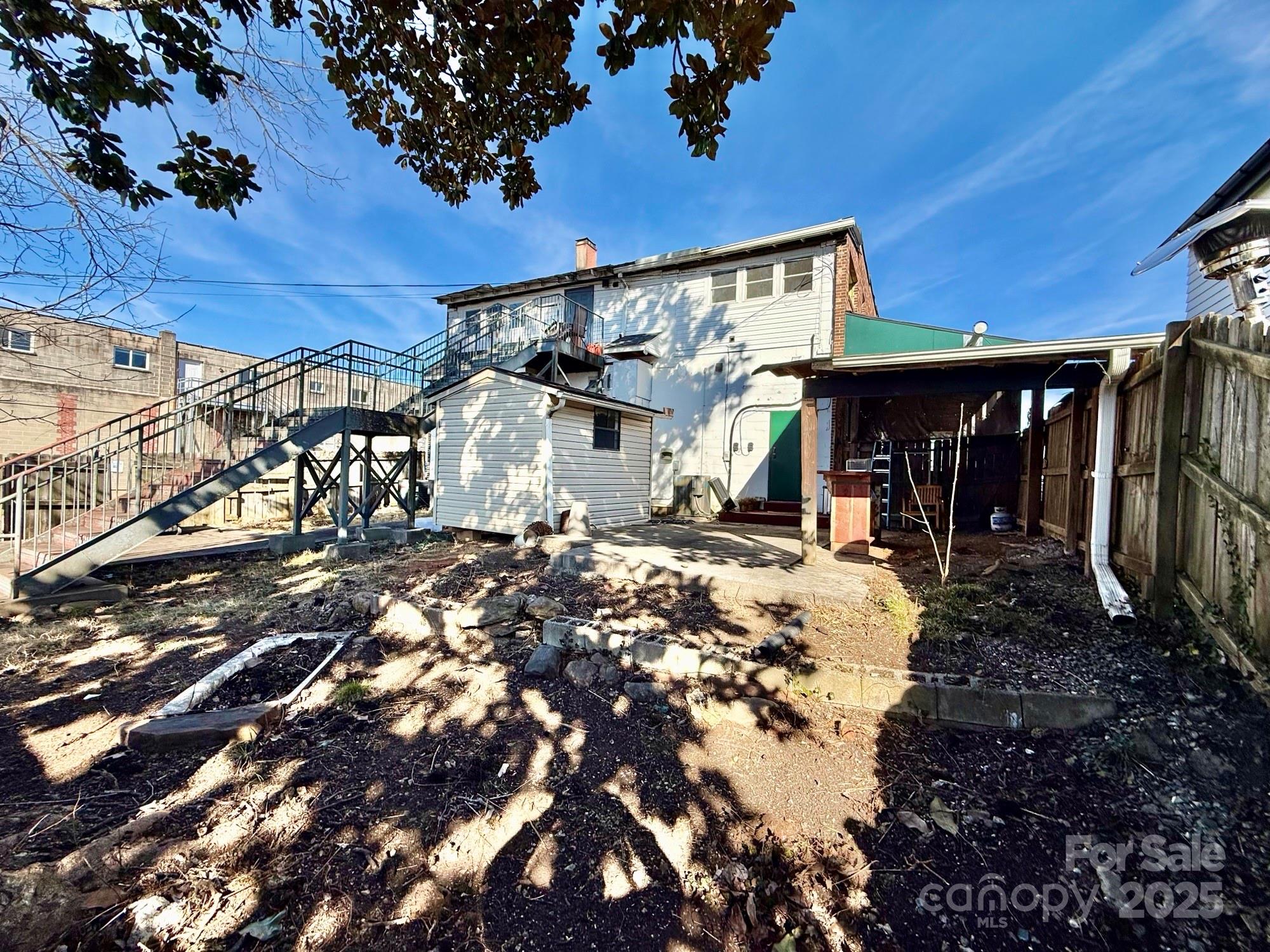 Privat Courtyard and Storage Shed - 100 E Main Street, Brevard