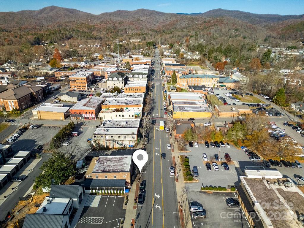 Perfect Location - 100 E Main Street, Brevard