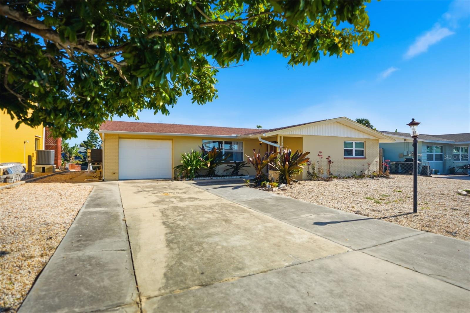 13630 GARRIS DR