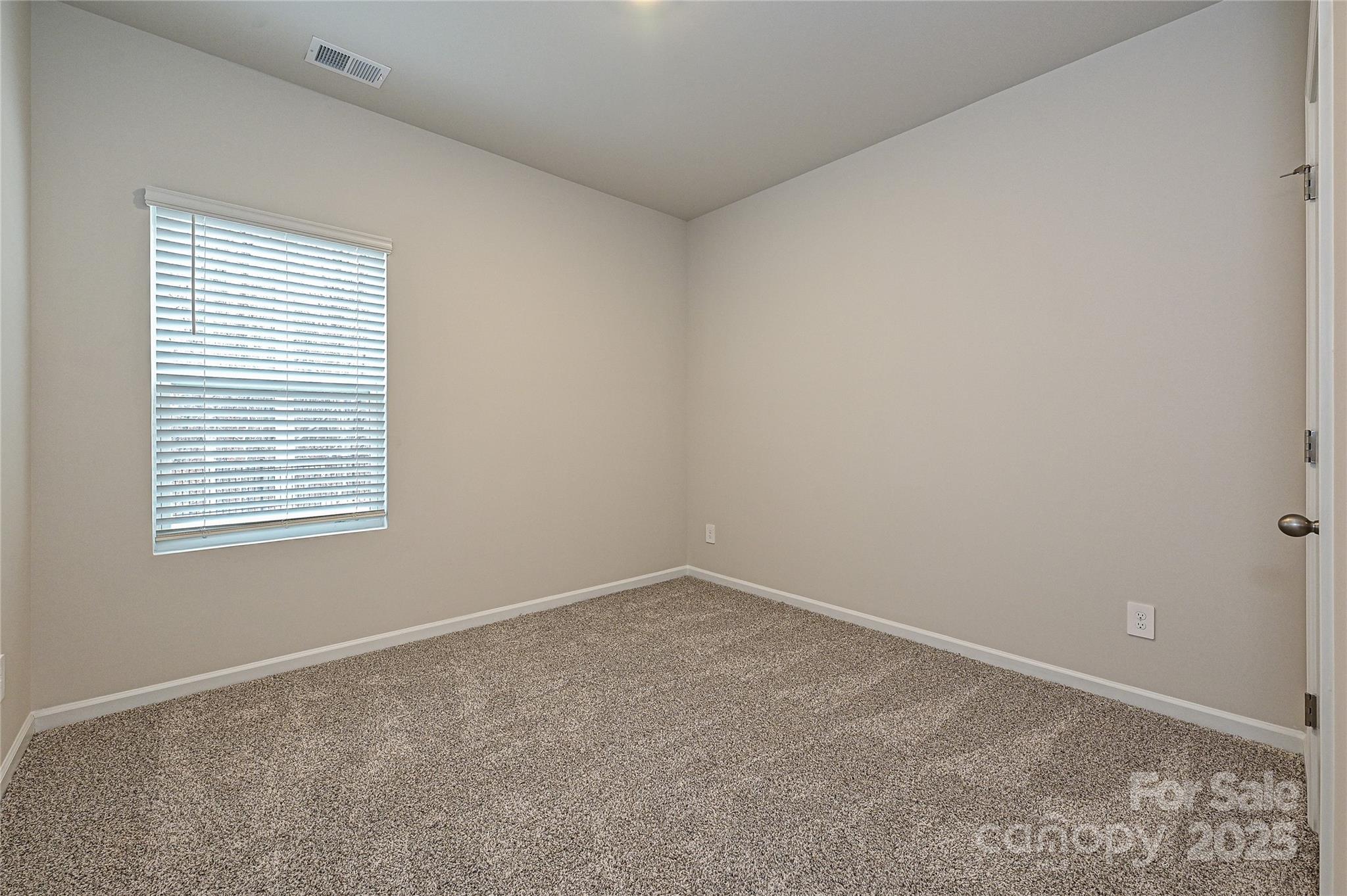 Single Family Residence at 2101 Sunflower Circle, Newton, photo 10 of 20