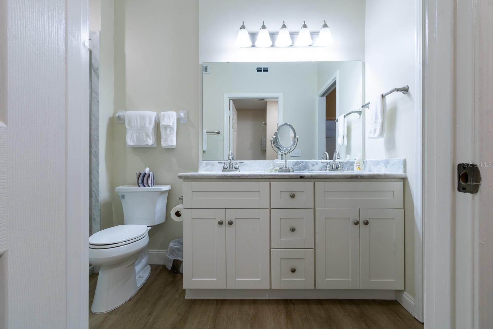 master bath - 10000 SW 52ND AVE #60, GAINESVILLE
