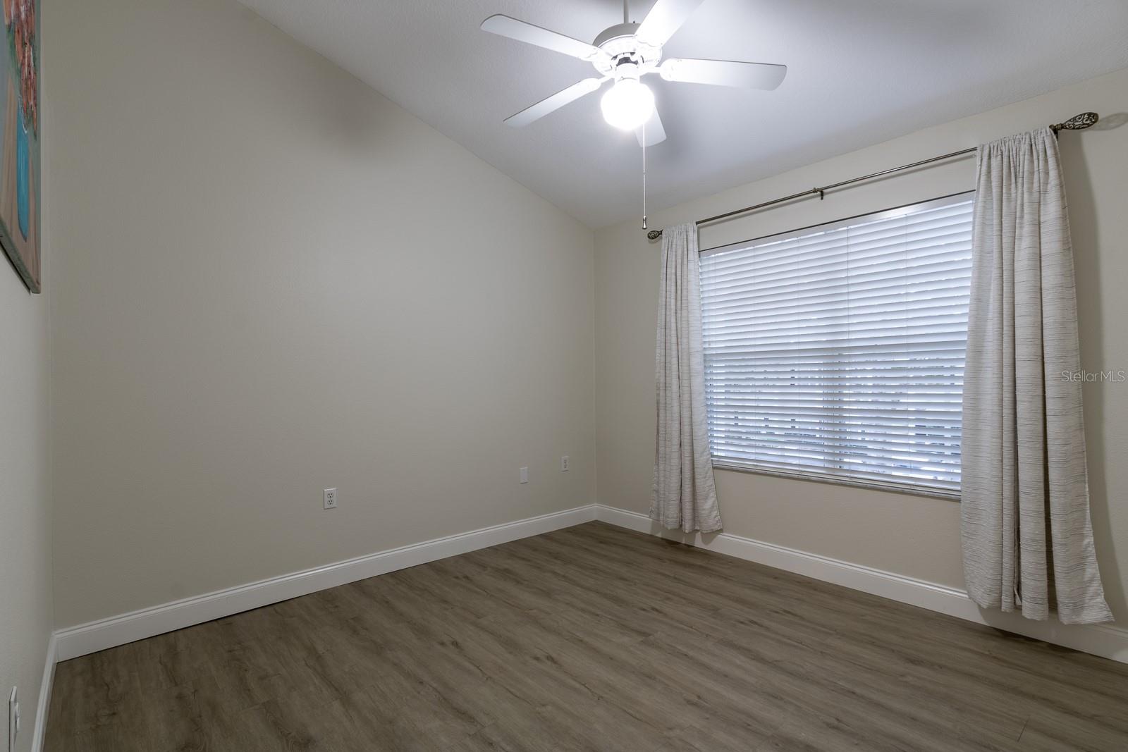 guest room - 10000 SW 52ND AVE #60, GAINESVILLE