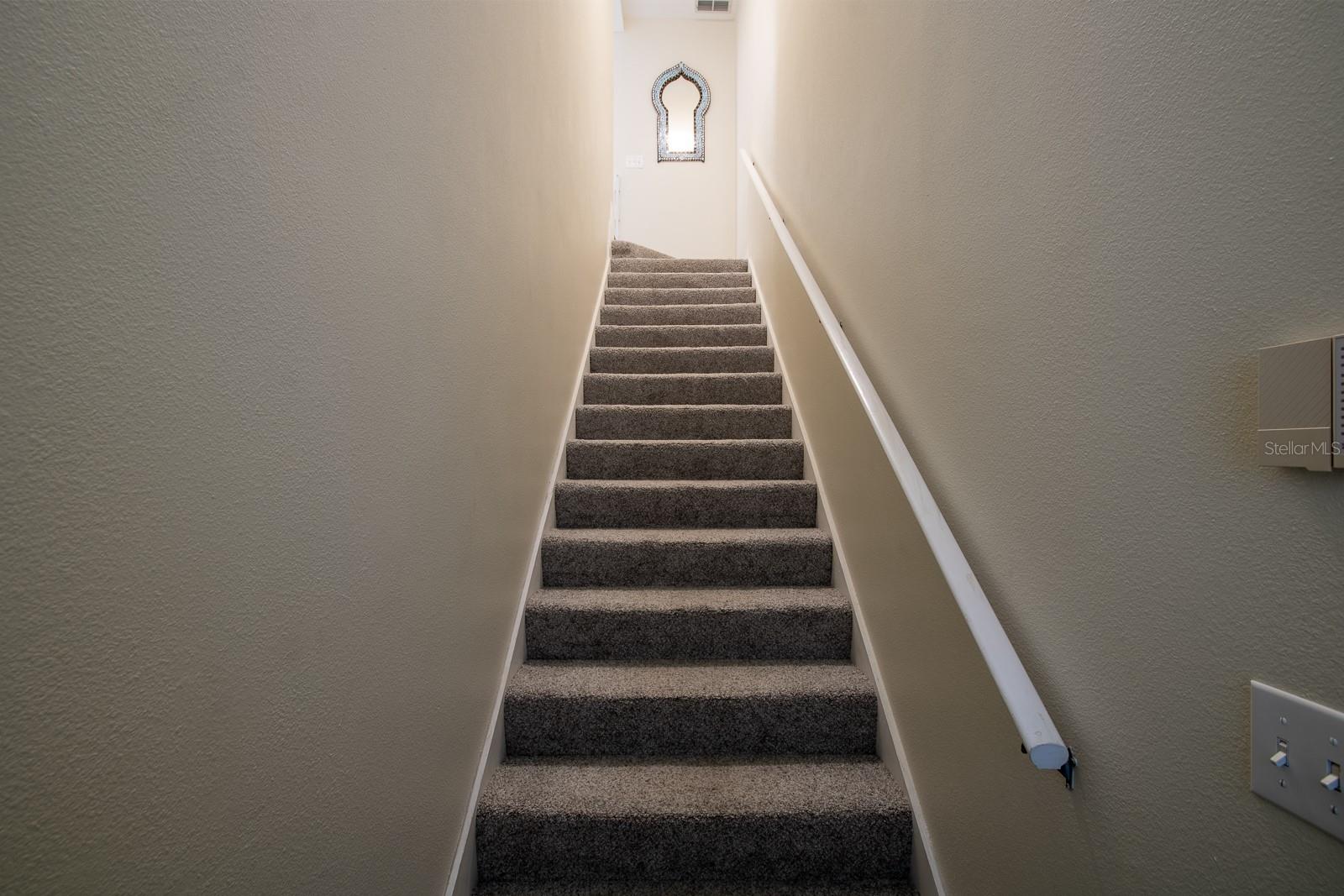 private interior stairway - 10000 SW 52ND AVE #60, GAINESVILLE