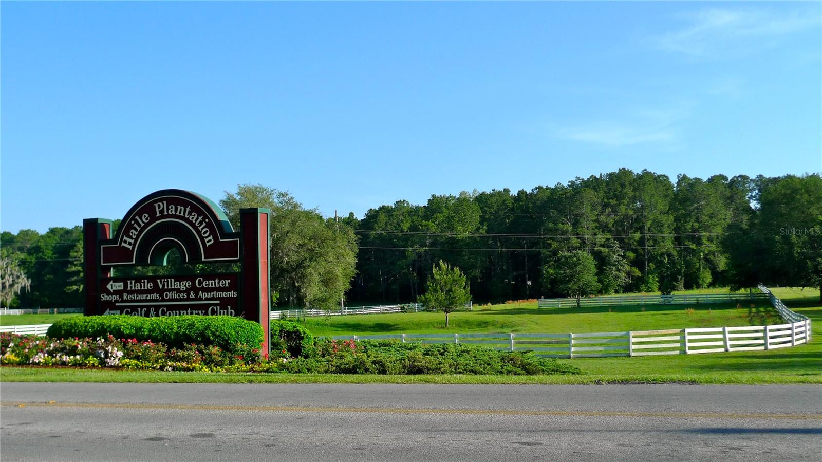Haile Plantation entrance & equestrian facility - 10000 SW 52ND AVE #60, GAINESVILLE