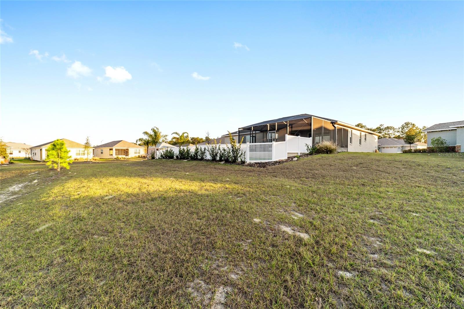 Private backyard with no rear neighbors - 10453 SW 99TH LN, OCALA