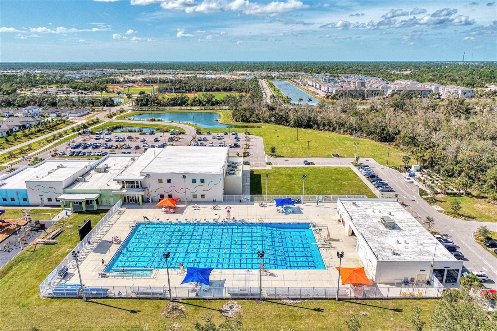 Beautiful Olympic sized pool - 1932 W ISLES RD, PORT CHARLOTTE