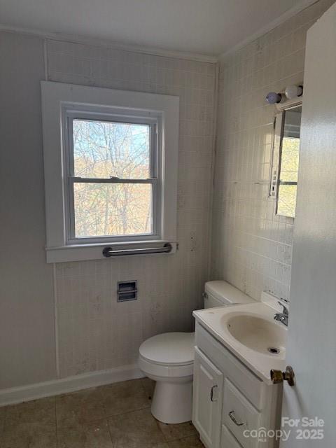 Single Family Residence at 171 Oakdale Drive, Spruce Pine, photo 5 of 10