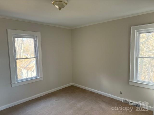 Single Family Residence at 171 Oakdale Drive, Spruce Pine, photo 6 of 10