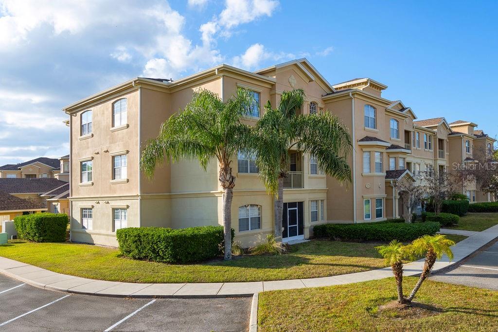 302 TERRACE RIDGE CIR #302