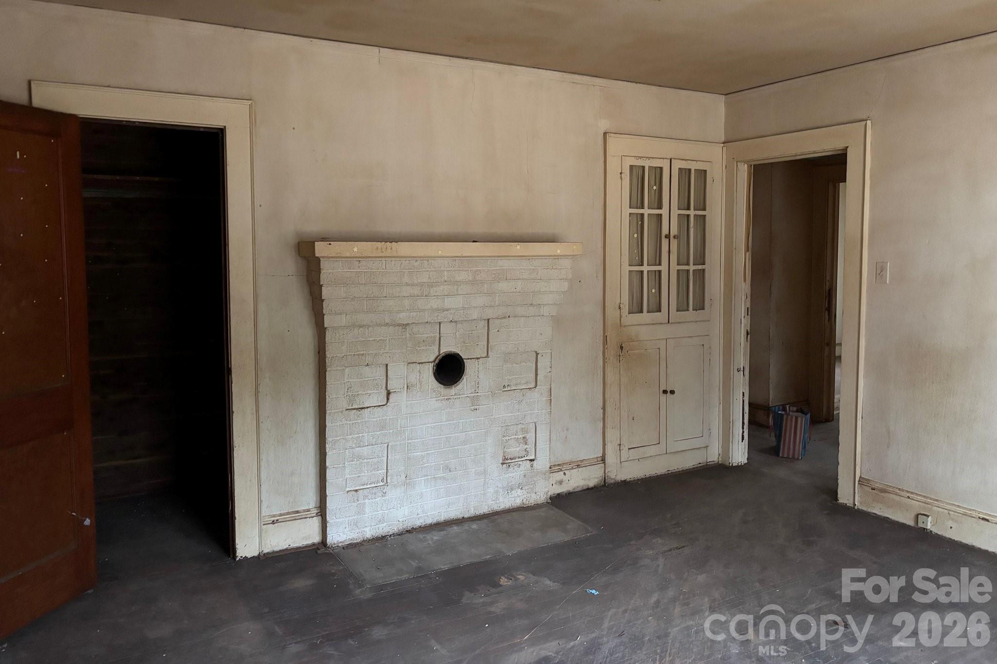 Single Family Residence at 5724 Mooresville Road, Kannapolis, photo 14 of 16