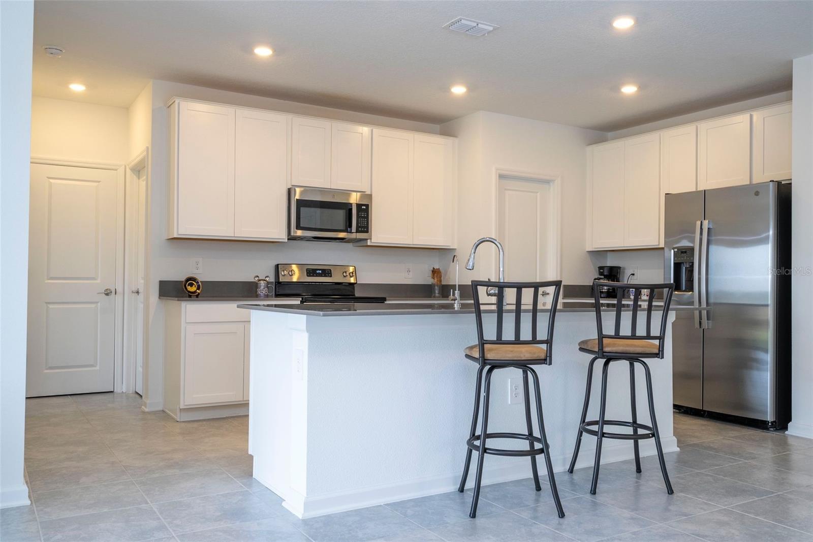 Single Family Residence at 668 DARING DR, DAVENPORT, photo 12 of 48