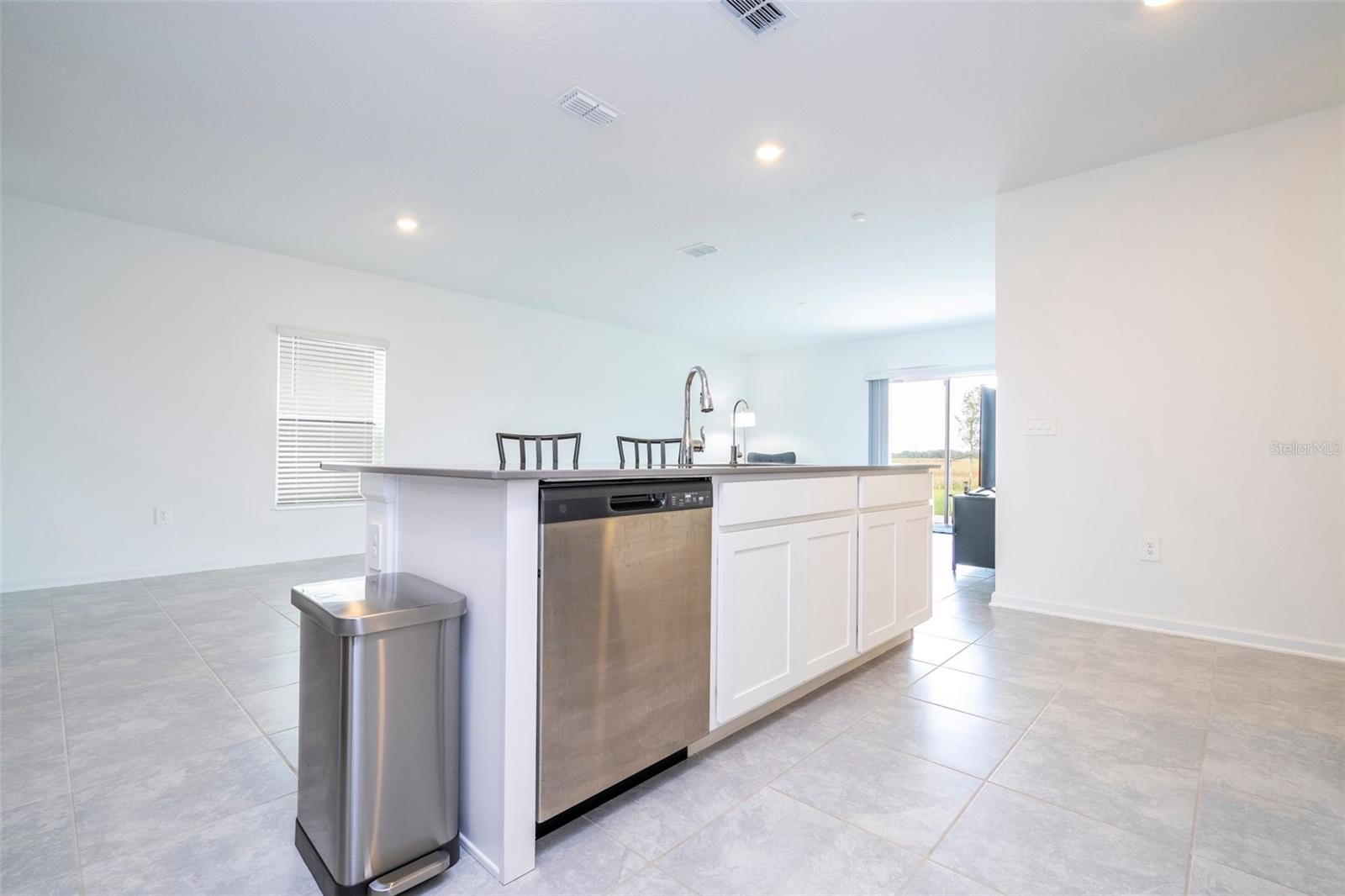 Single Family Residence at 668 DARING DR, DAVENPORT, photo 19 of 48