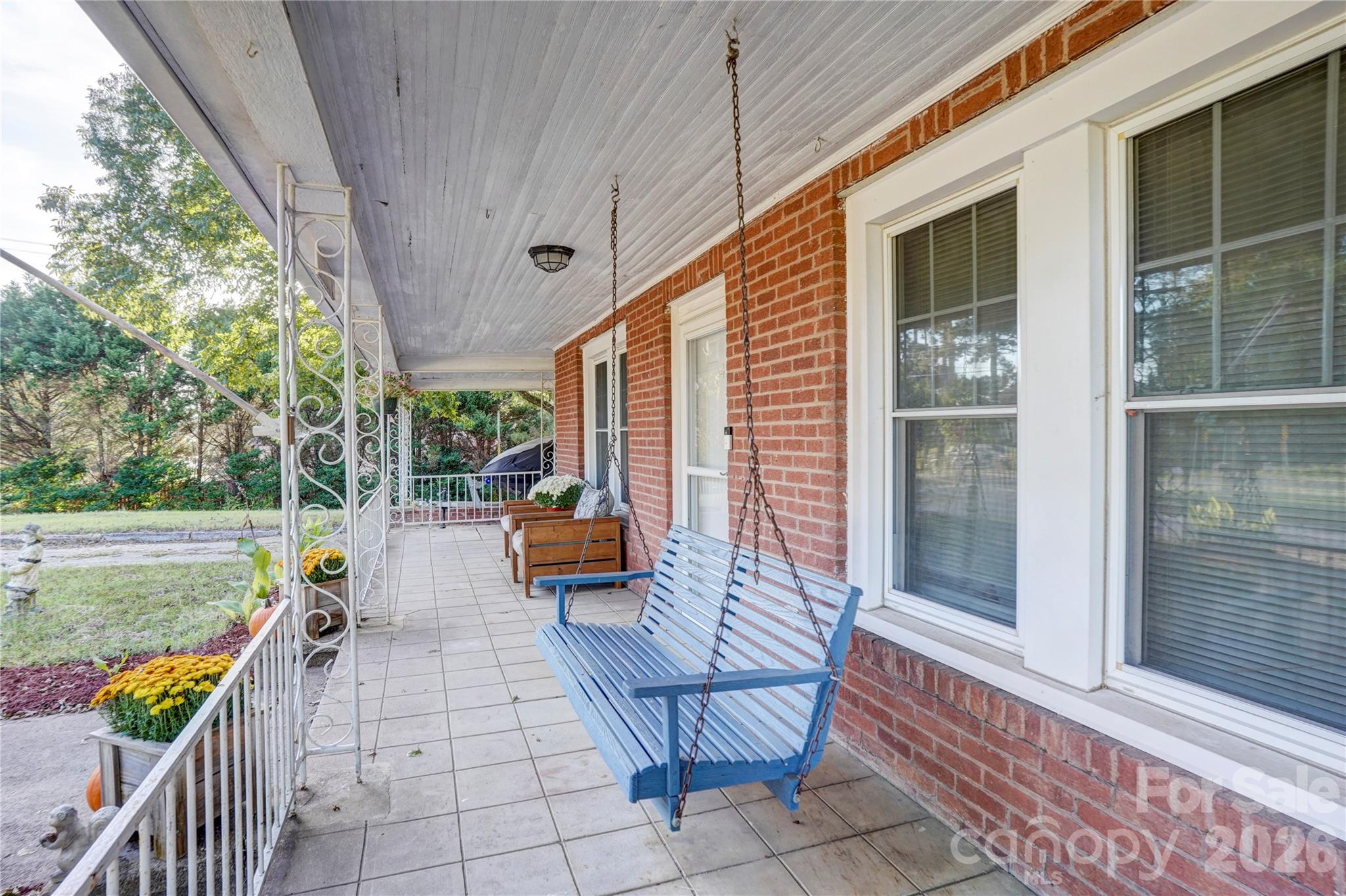 Single Family Residence at 2495 Centergrove Road, Kannapolis, photo 5 of 37