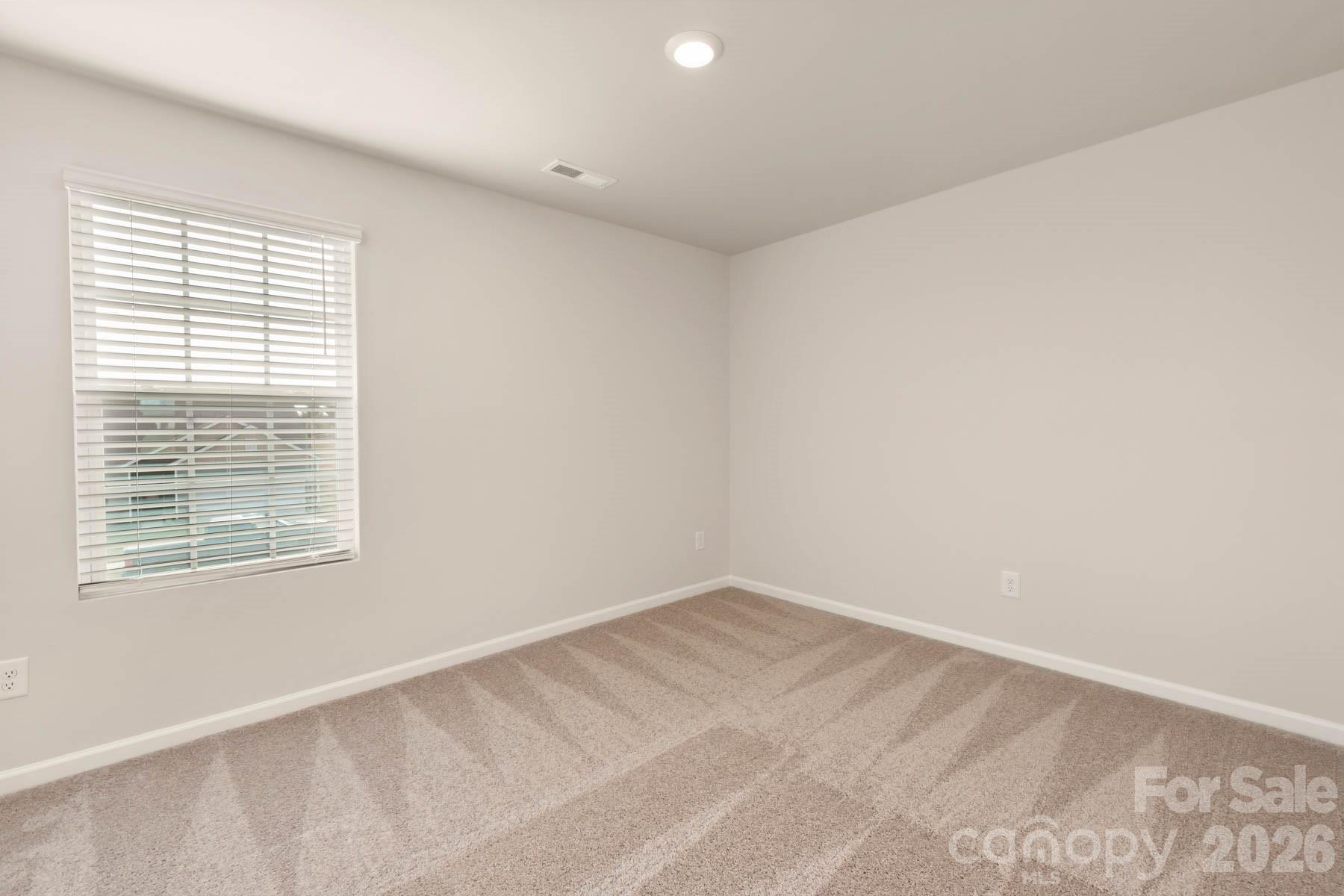 Single Family Residence at 1046 Jonestown Road, Winston Salem, photo 9 of 23