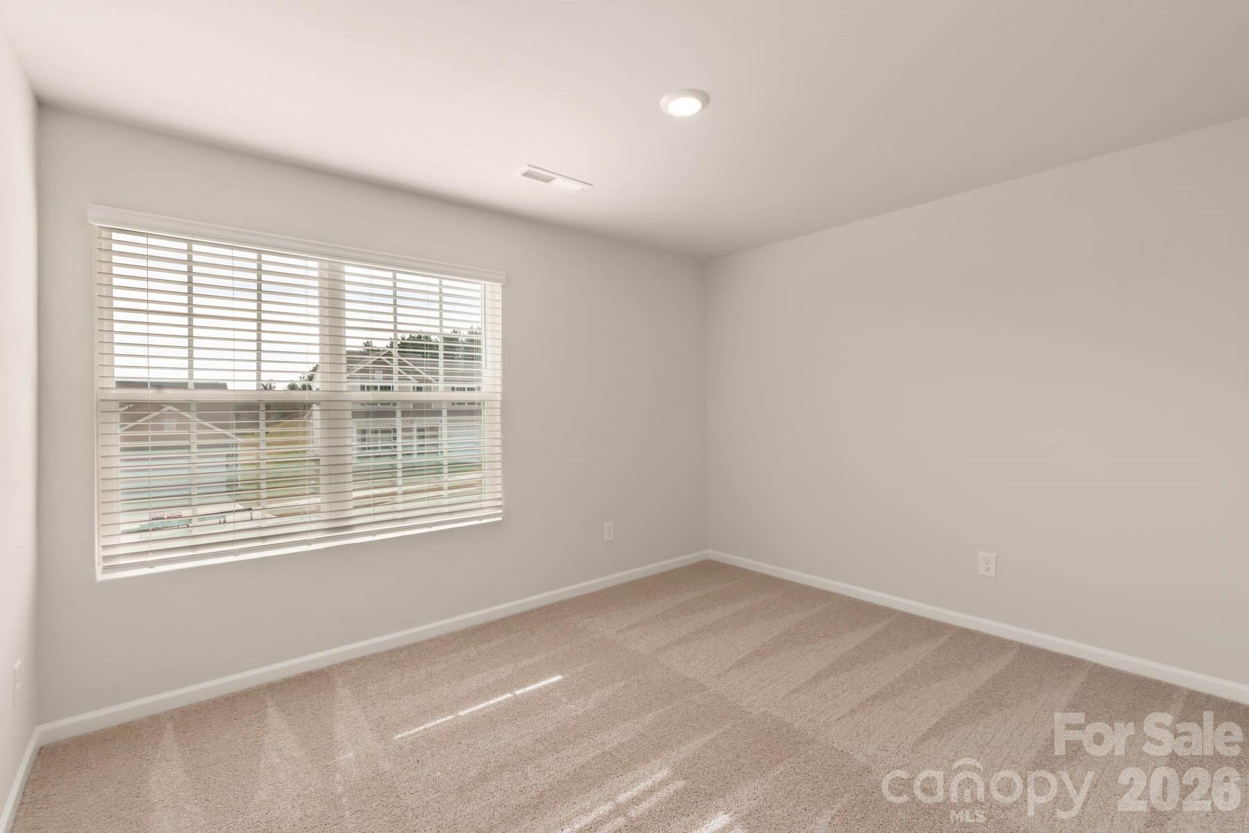 Single Family Residence at 1046 Jonestown Road, Winston Salem, photo 10 of 23