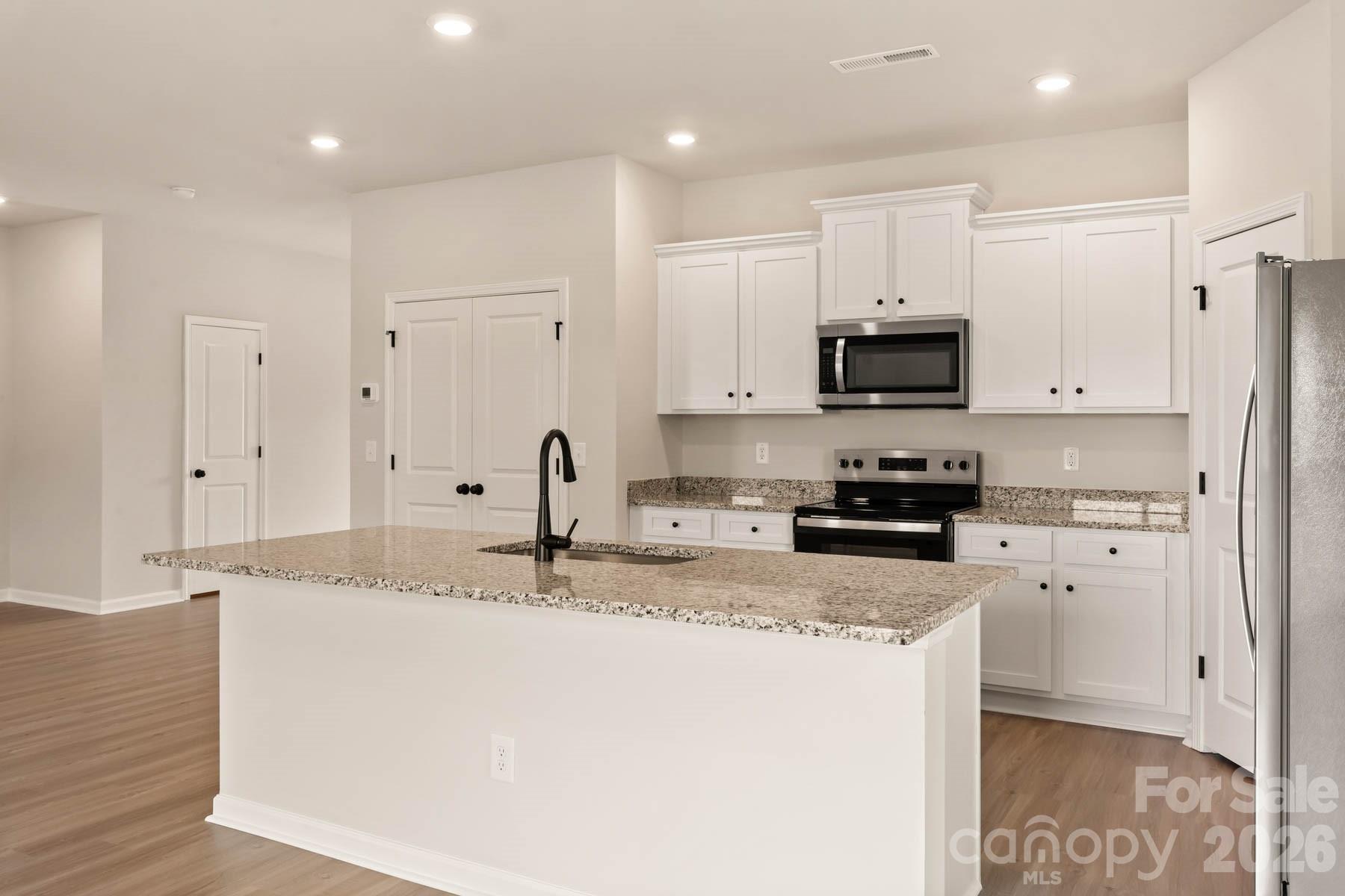 Single Family Residence at 1046 Jonestown Road, Winston Salem, photo 20 of 23