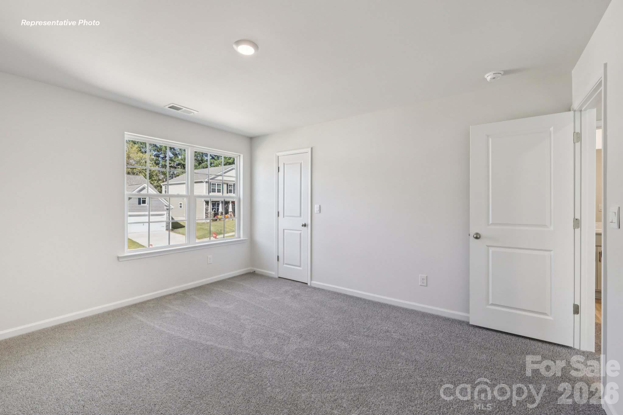 Single Family Residence at 552 Dazzle Loop, Newton, photo 41 of 64