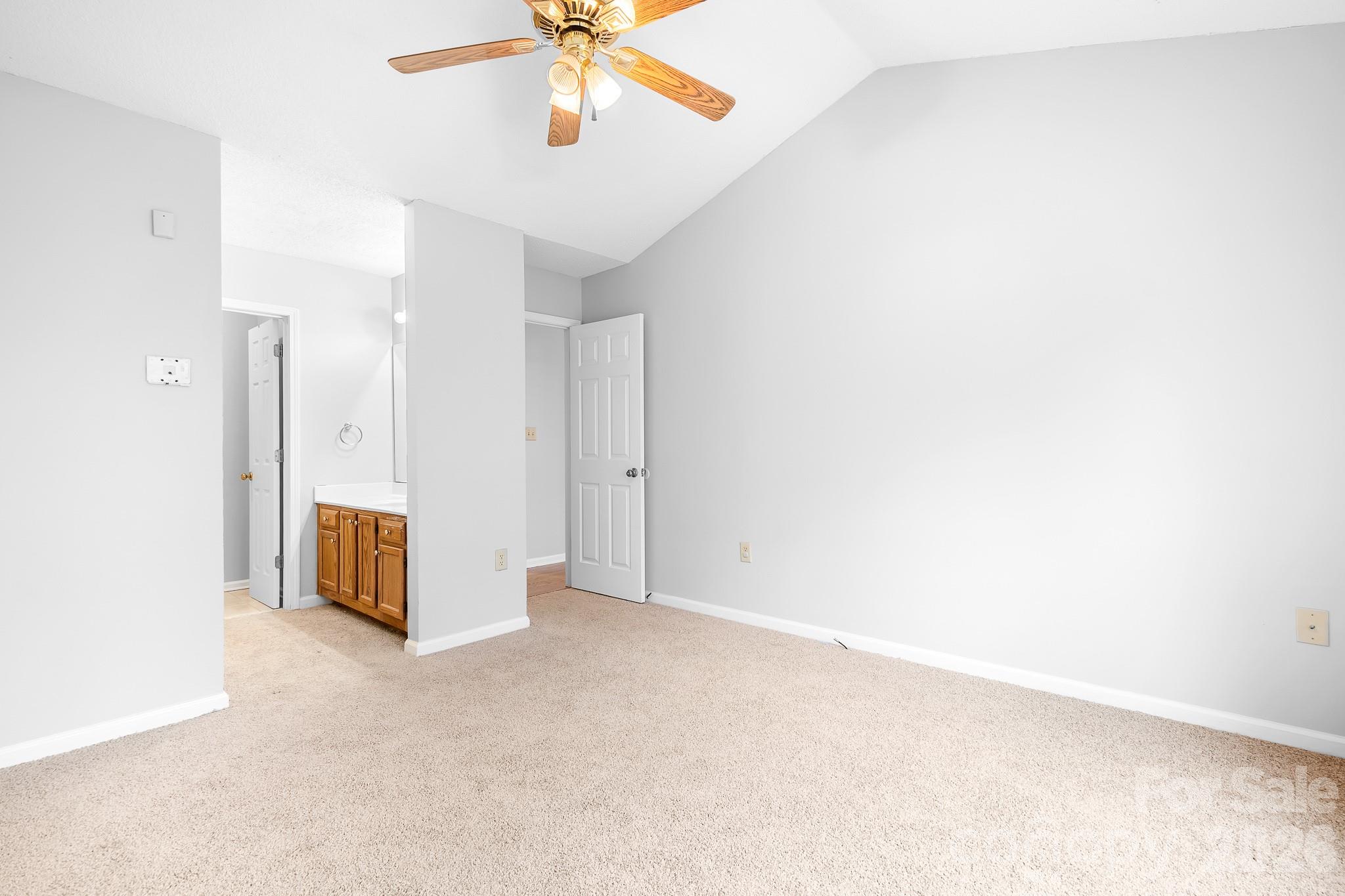 Primary bedroom - 177 Highland Woods Court, Denver