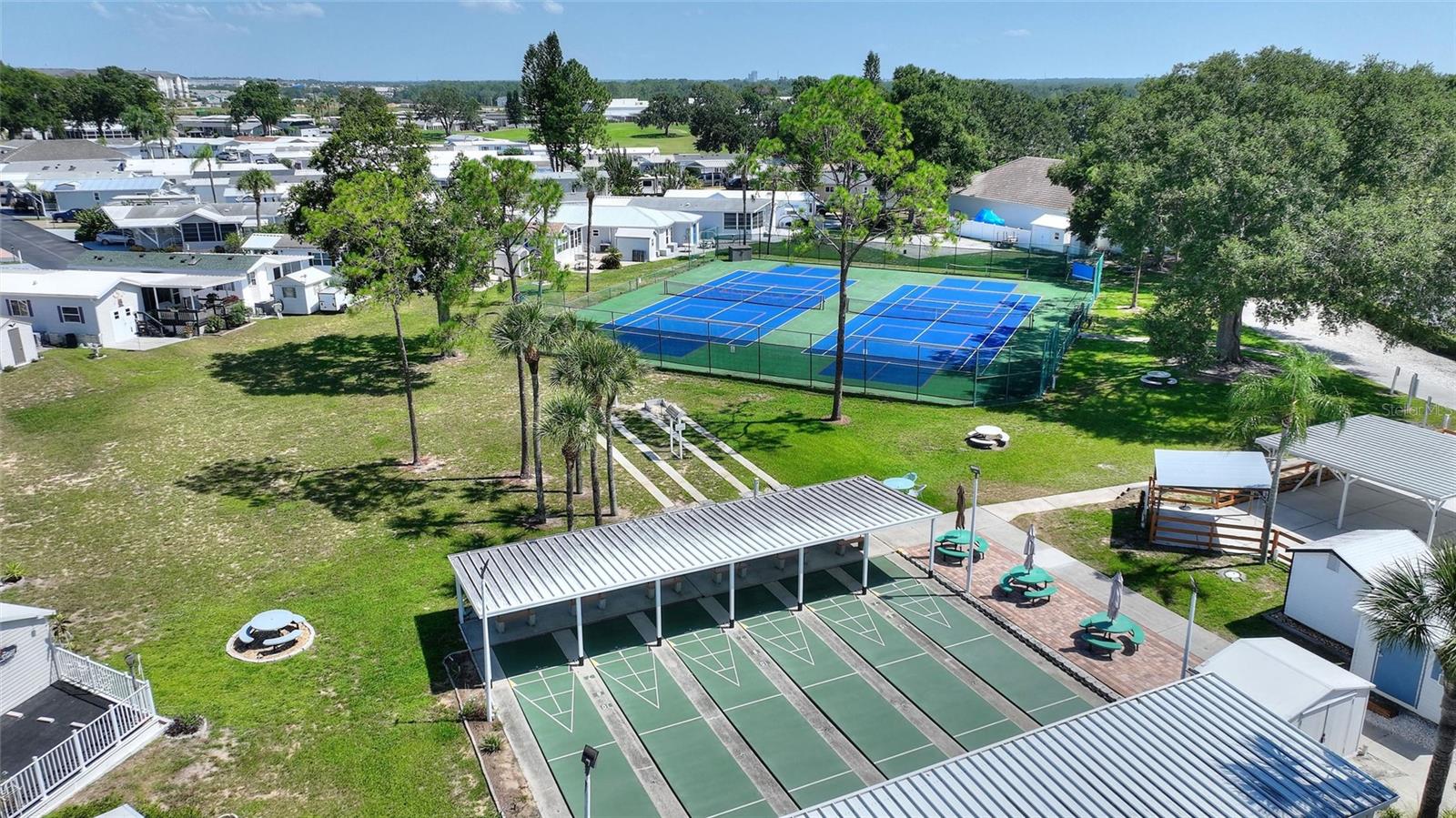 Main Shuffleboard Courts - 300 ROYAL TROON LOOP, DAVENPORT