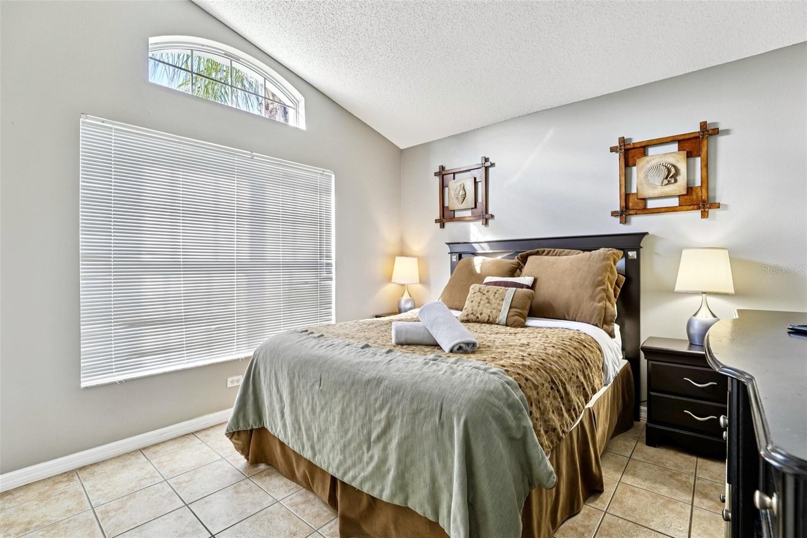 Single Family Residence at 151 HIDEAWAY BEACH LN, KISSIMMEE, photo 9 of 46