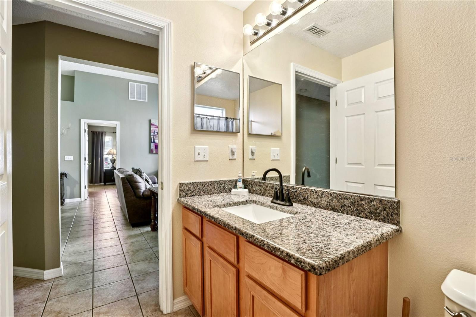 Single Family Residence at 151 HIDEAWAY BEACH LN, KISSIMMEE, photo 36 of 46