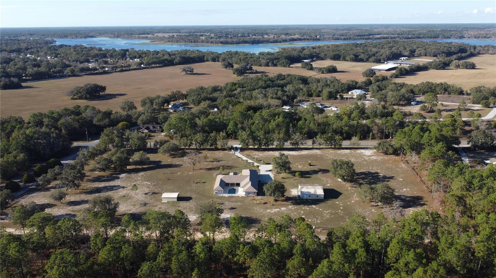 7 fenced acres. Near Lake Rousseau. Road frontage. - 6081 W PELL PL, DUNNELLON