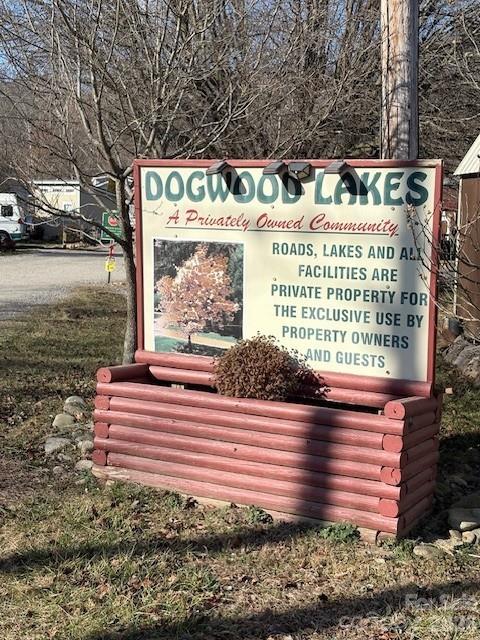 Dogwood Lakes entry sign - 129 Mallard Loop, Waynesville