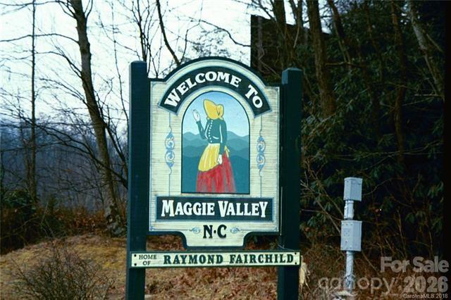 the heart of Maggie Valley is nearby - 129 Mallard Loop, Waynesville