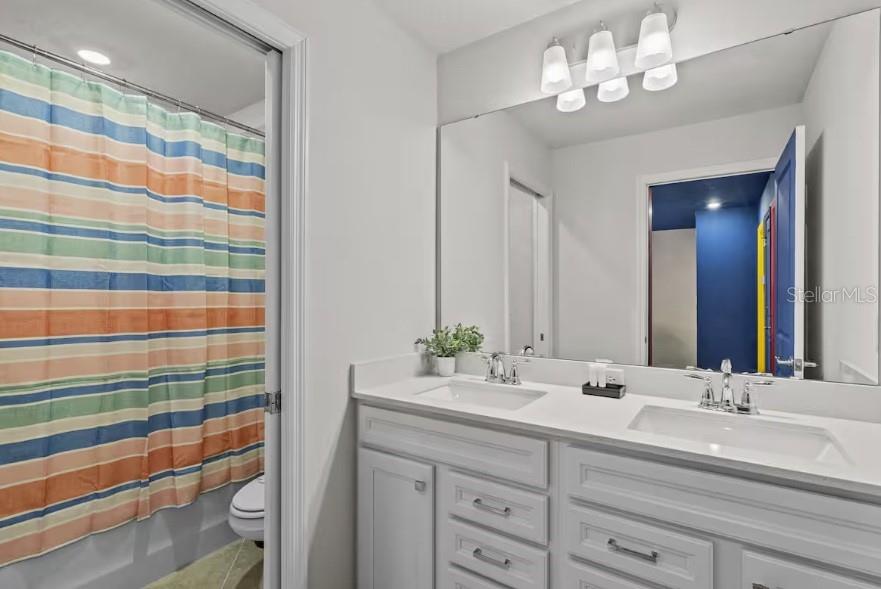 bathroom - 1145 BLUE ISLAND DR, CLERMONT