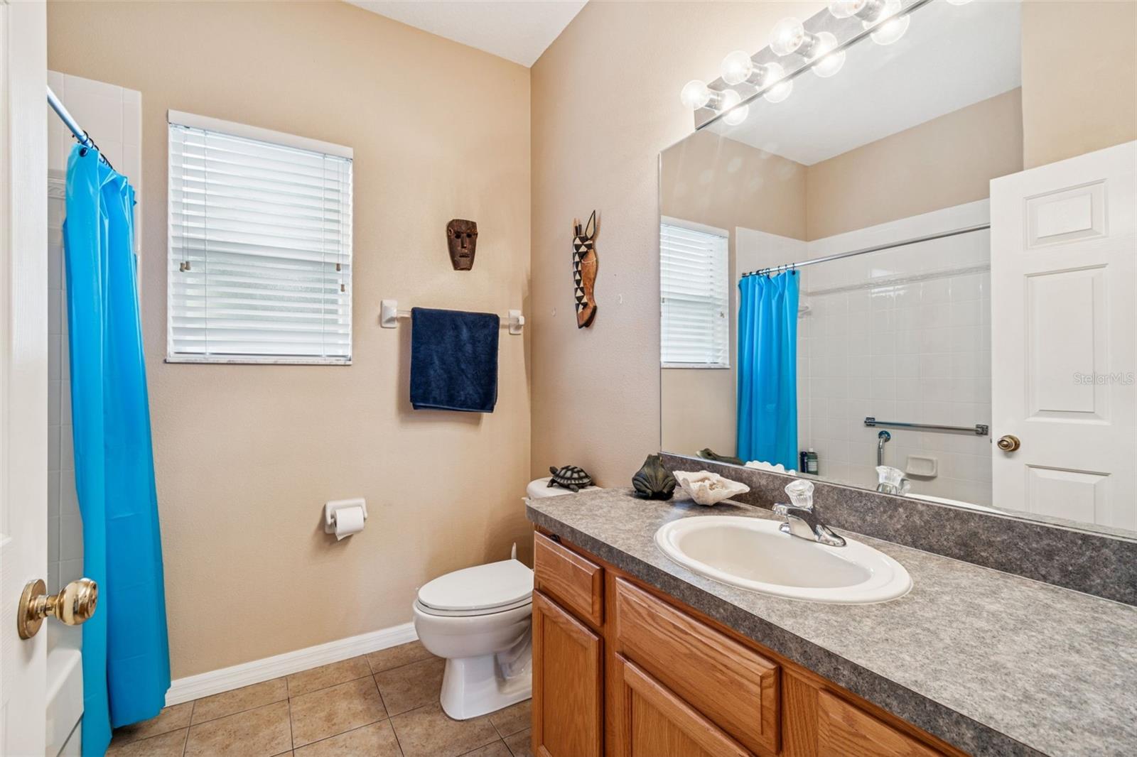 Single Family Residence at 18902 GRAND CLUB DR, HUDSON, photo 21 of 59