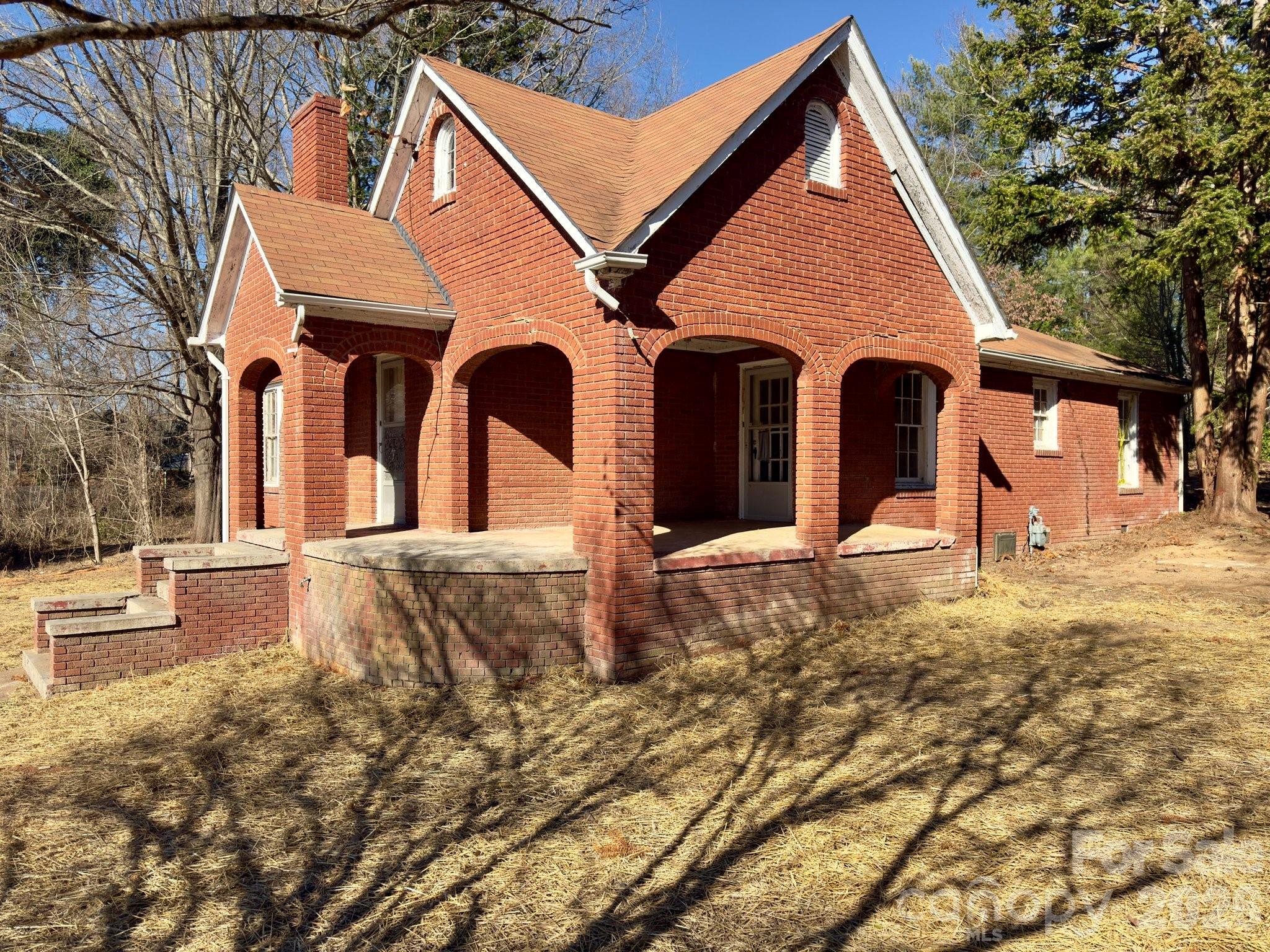 Single Family Residence at 5724 Mooresville Road, Kannapolis, photo 15 of 16